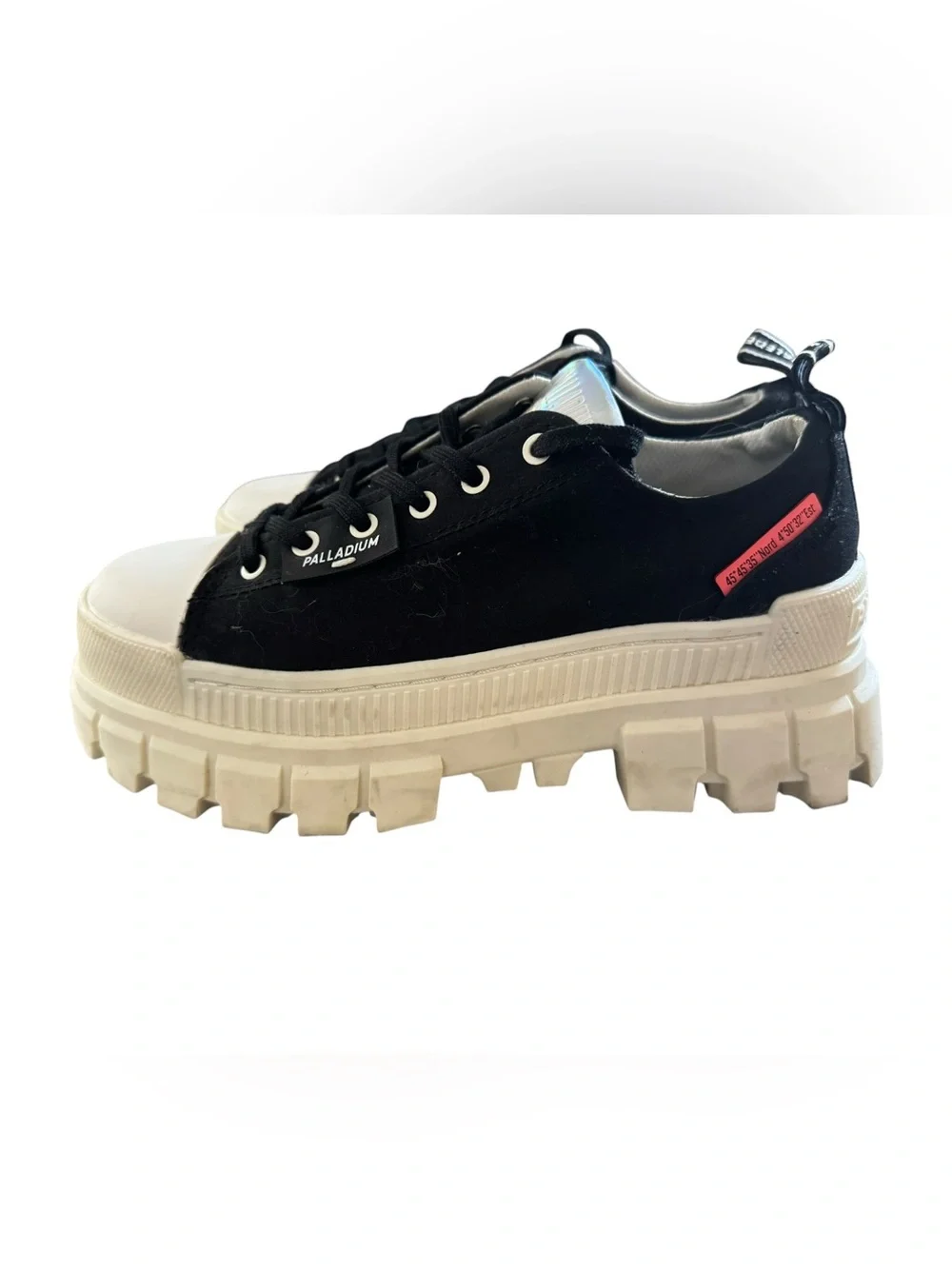 Palladium Revolt Lo TX sneakers woman’s size 7